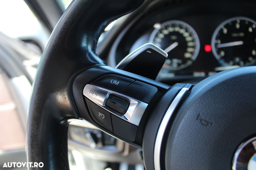BMW X5 M M50d - 37