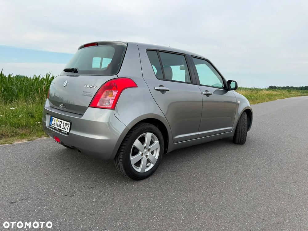 Suzuki Swift 1.3 Comfort - 10