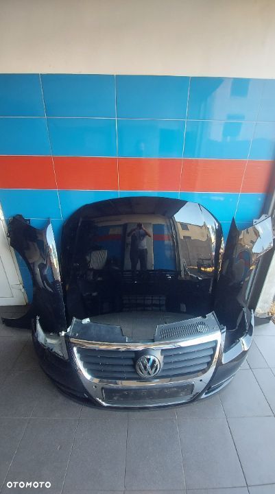 Przód VW Passat B6 kod lakieru LC9X - 2