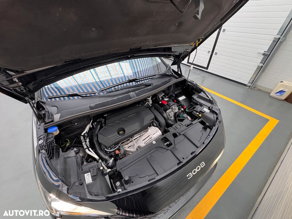 Peugeot 3008 Hybrid 225 e-EAT8 GT - 30
