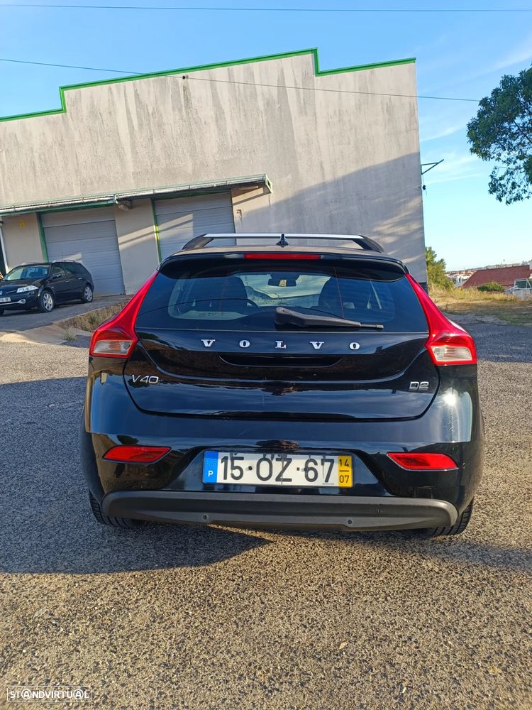 Volvo V40 1.6 D2 Momentum Eco - 6