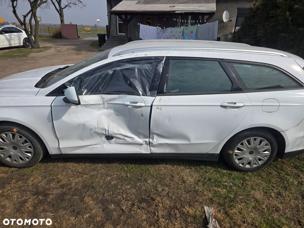 Ford Mondeo 2.0 TDCi STart-Stopp PowerShift-Aut Trend - 4