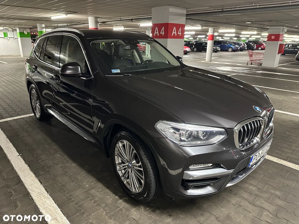 BMW X3 xDrive20d Luxury Line - 8