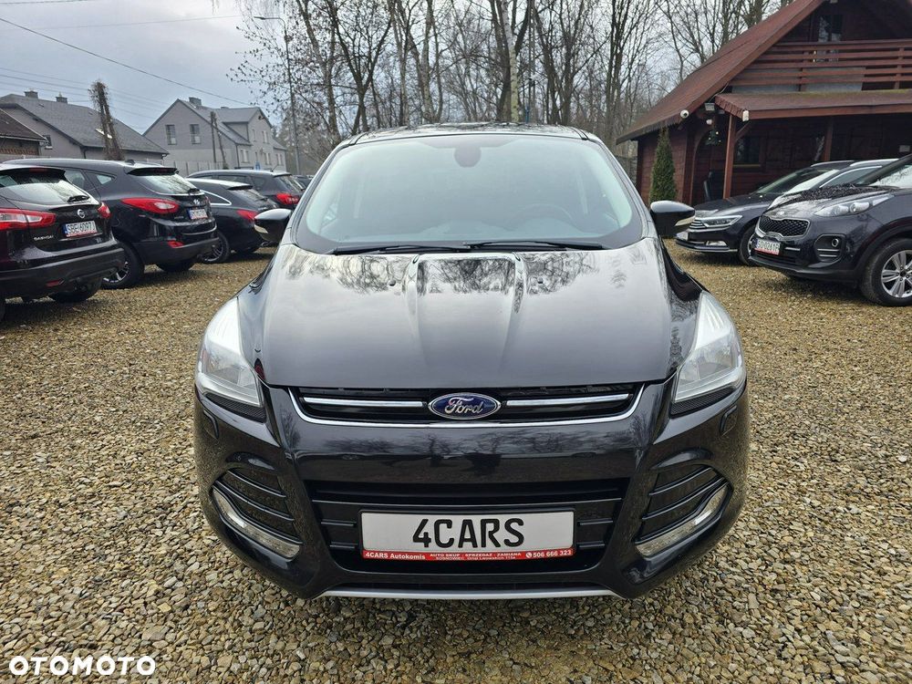 Ford Kuga 1.6 EcoBoost 2x4 Titanium - 2
