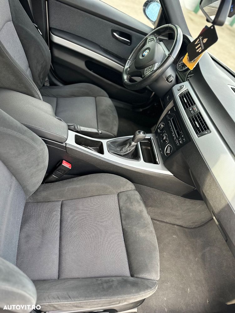 BMW Seria 3 318i Touring Edition Sport - 9