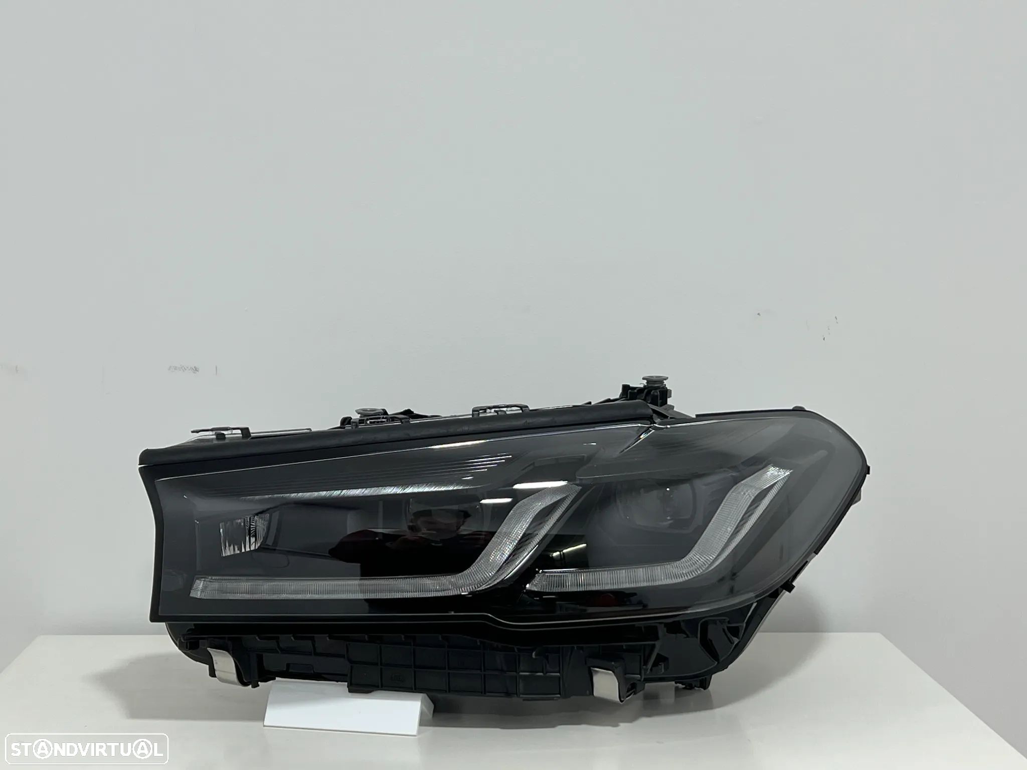 Farol Otica BMW Serie 5 G30/G31 LCI LED Original Esquerdo - 1