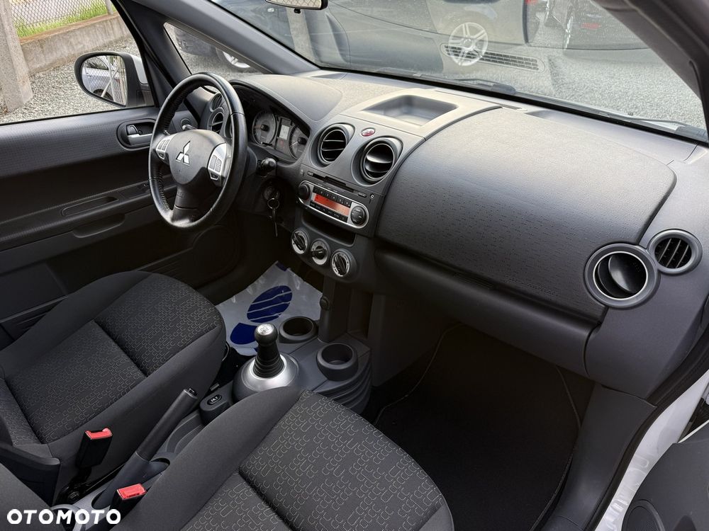 Mitsubishi Colt 1.3 Automatik Intense - 19
