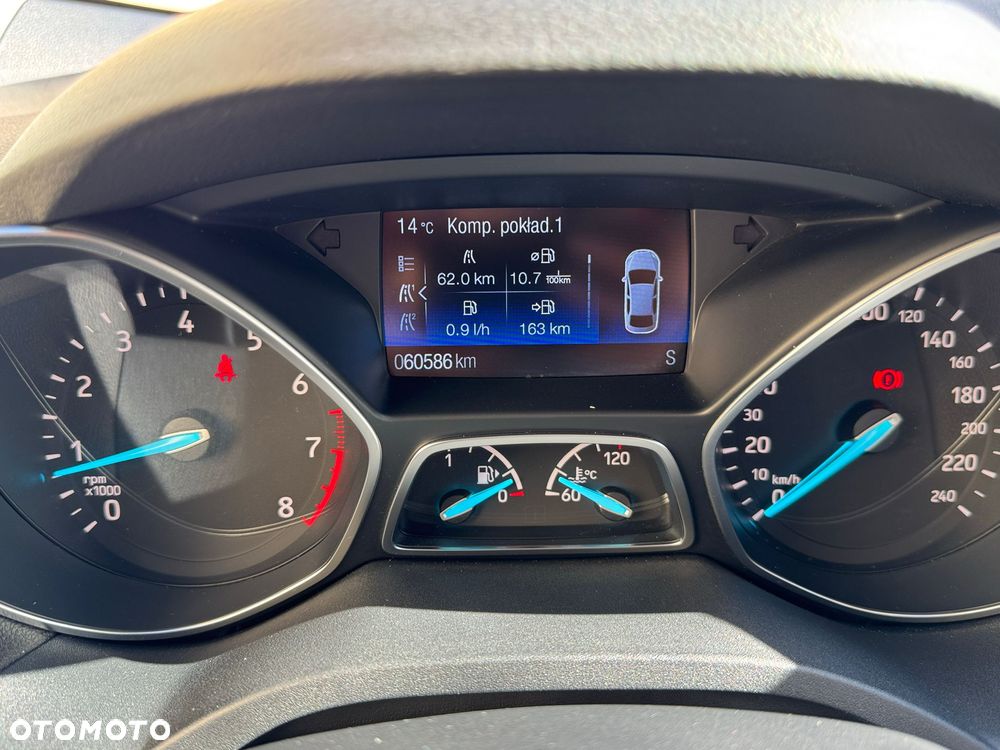 Ford Kuga 1.5 EcoBoost 2x4 Titanium - 20