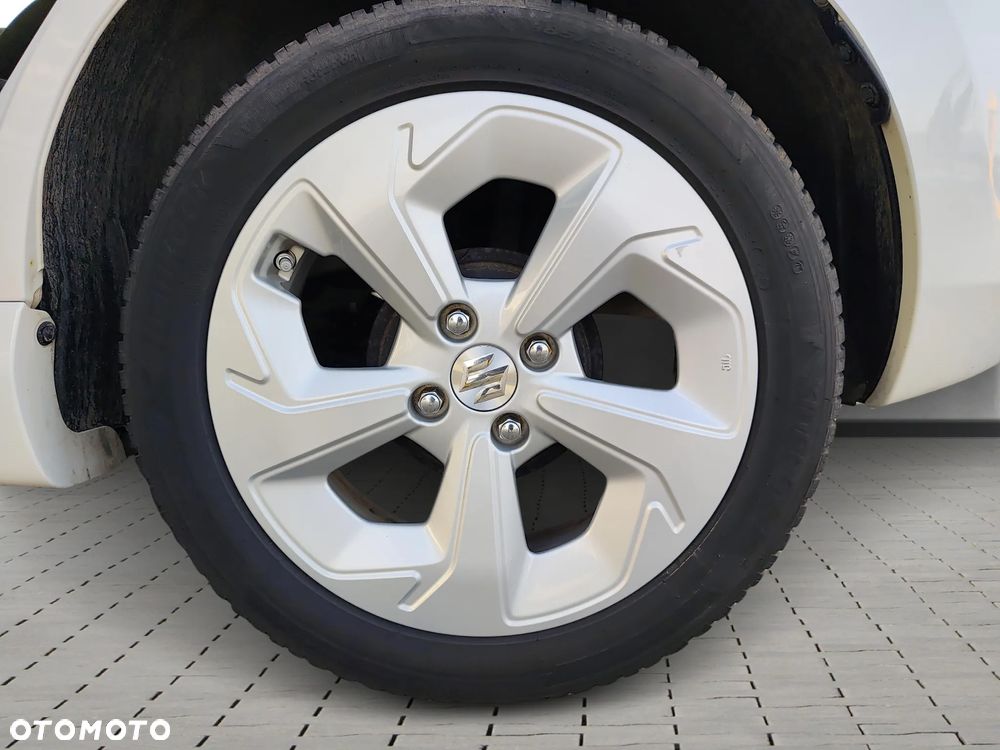 Suzuki Swift 1.2 Dualjet SHVS Premium Plus CVT - 18