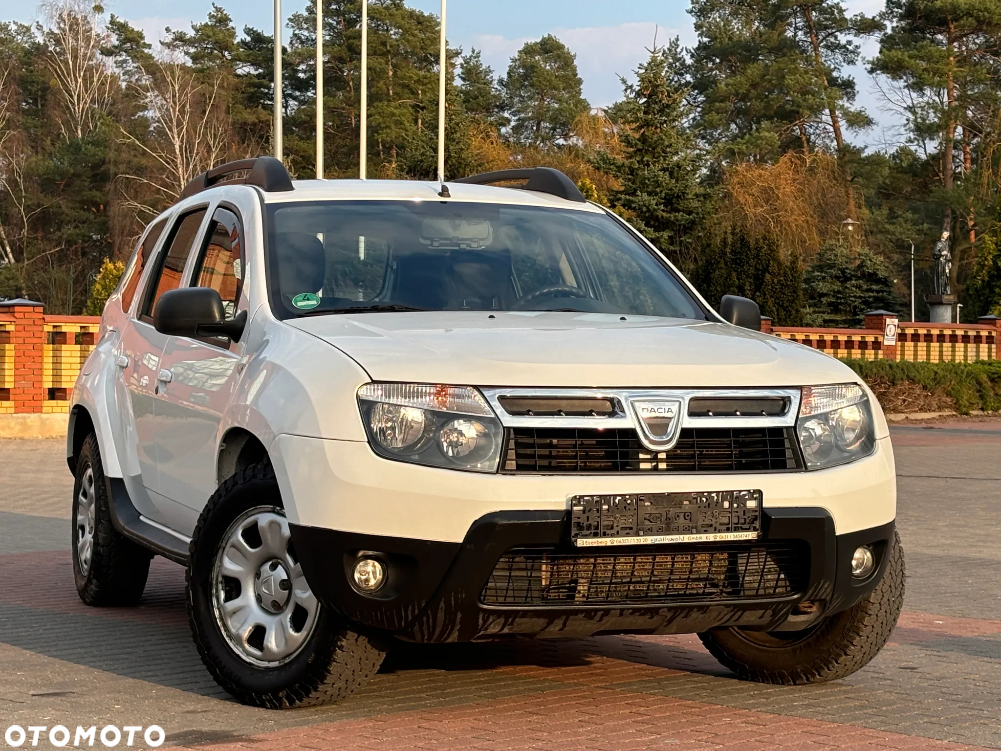 Dacia Duster 1.6 16V 4x4 - 6
