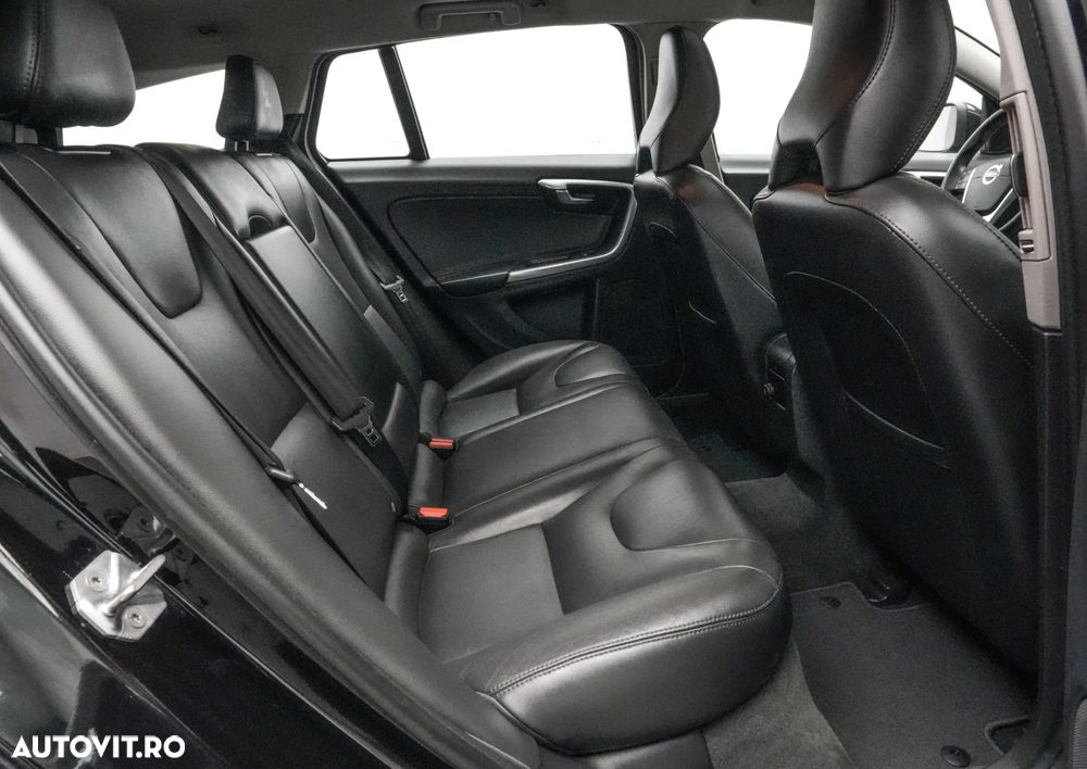 Volvo V60 - 16