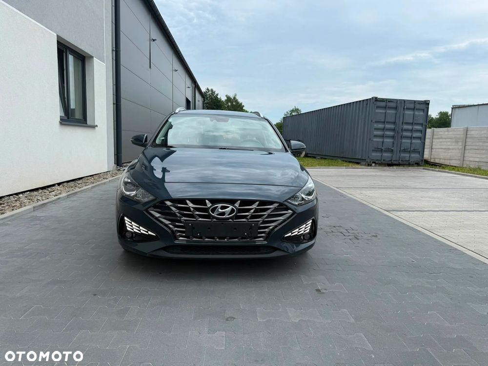 Hyundai i30 1.0 T-GDI Classic + DCT - 1