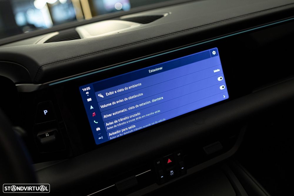 Porsche Macan Electric 4 - 22