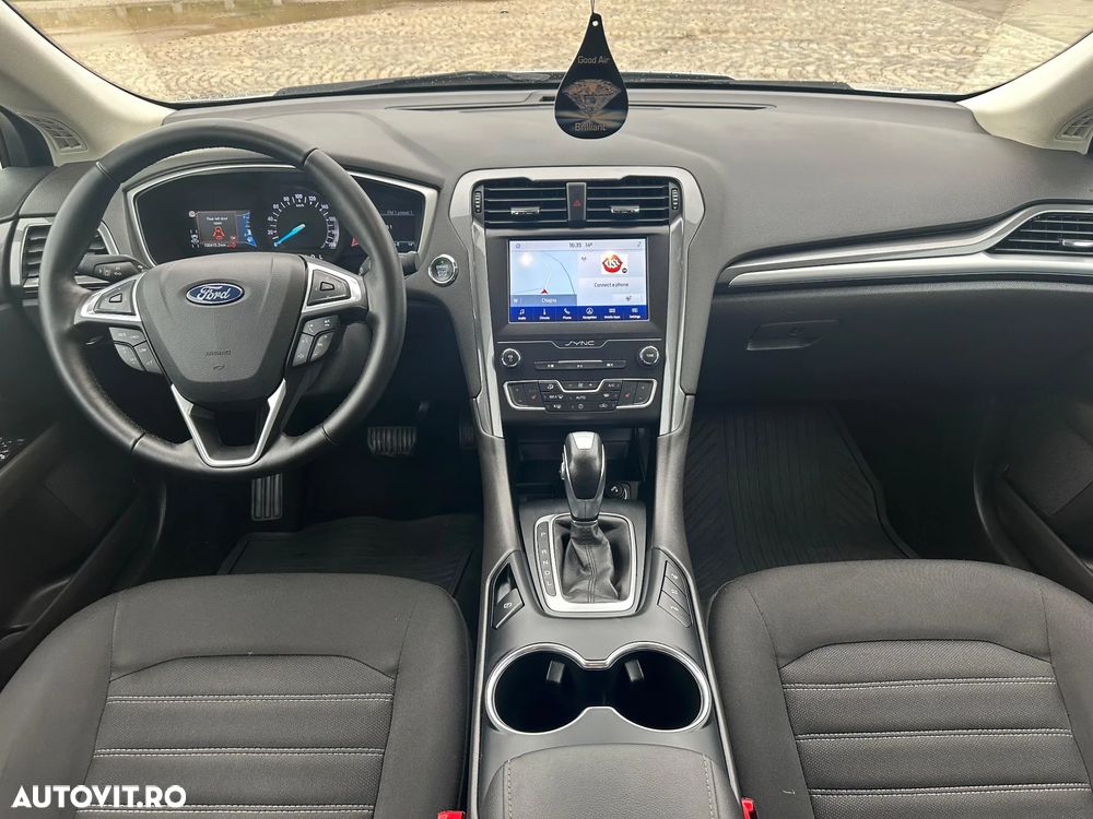 Ford Mondeo 2.0 HEV Titanium - 5