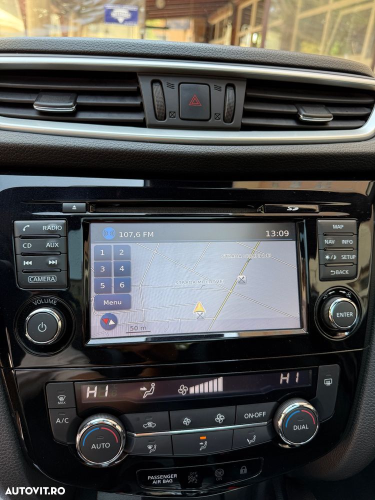 Nissan Qashqai 1.6 DCI Xtronic TEKNA - 15