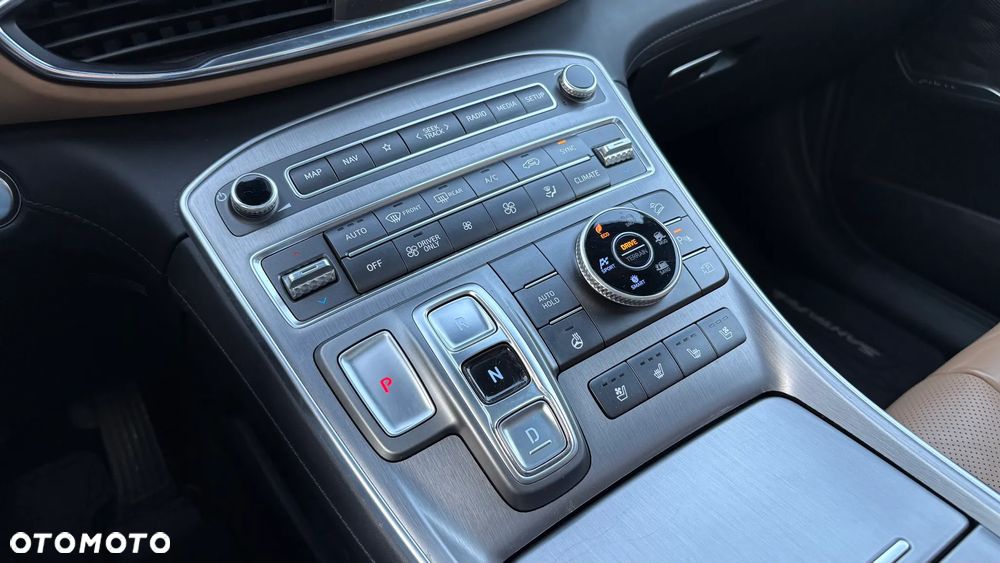 Hyundai Santa Fe 1.6 T-GDI HEV Platinum 4WD - 27