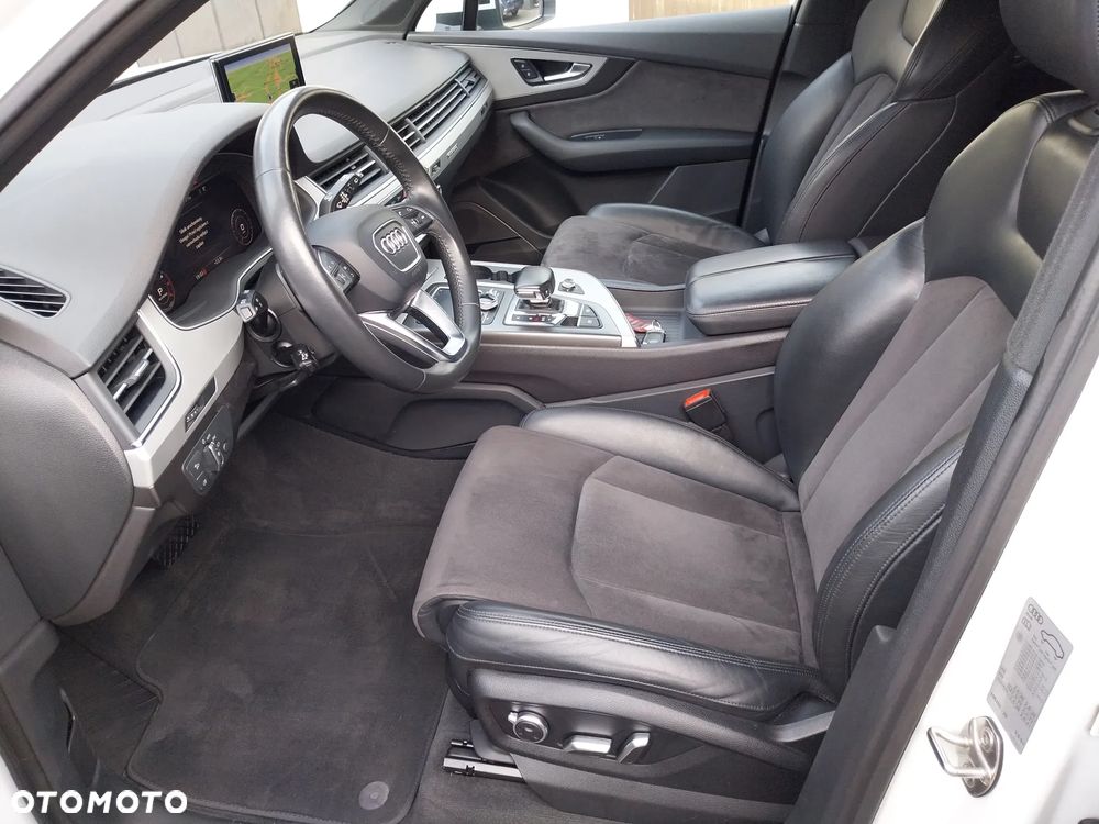 Audi Q7 - 5