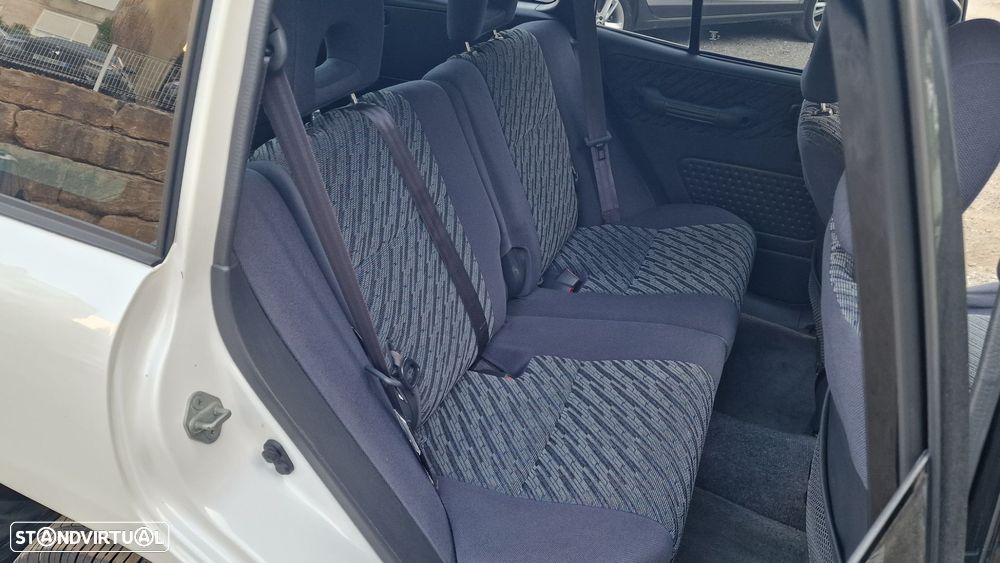 Toyota RAV4 - 27