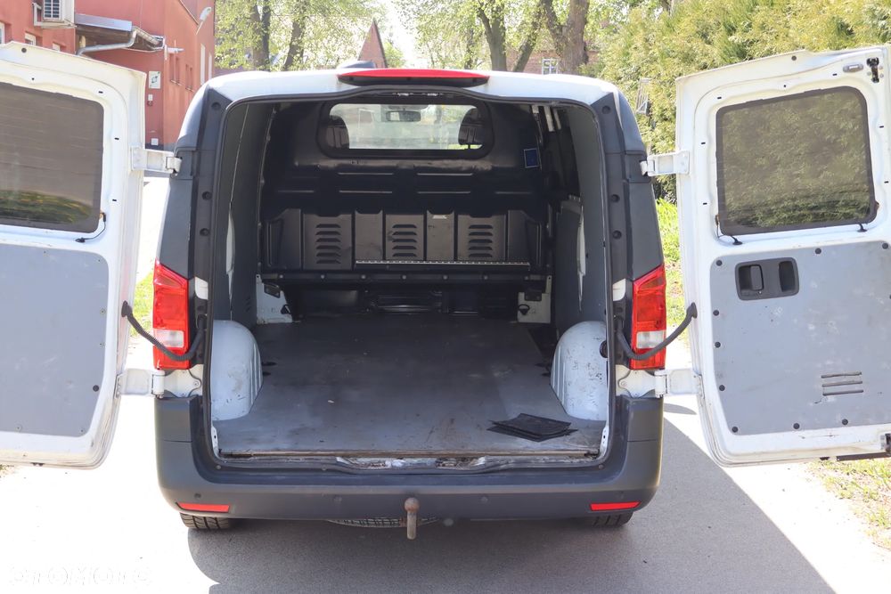 Mercedes-Benz VITO - 23