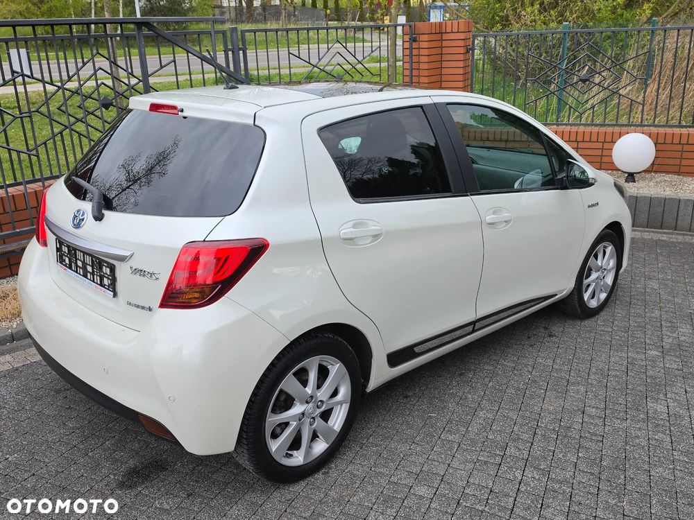 Toyota Yaris 1.5 VVT-i Style Selection - 4