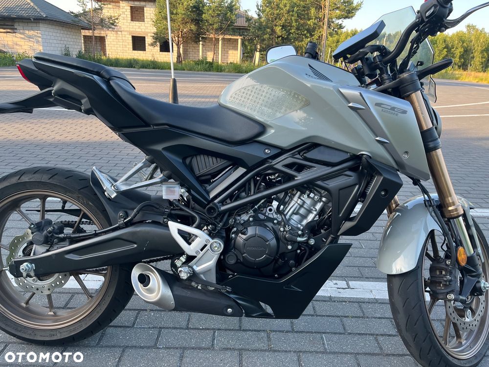 Honda CB - 8