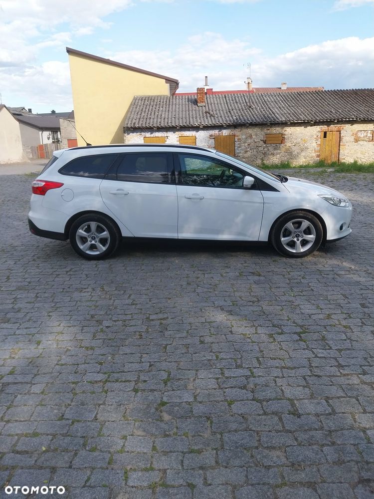 Ford Focus 1.6 TDCi Edition - 11