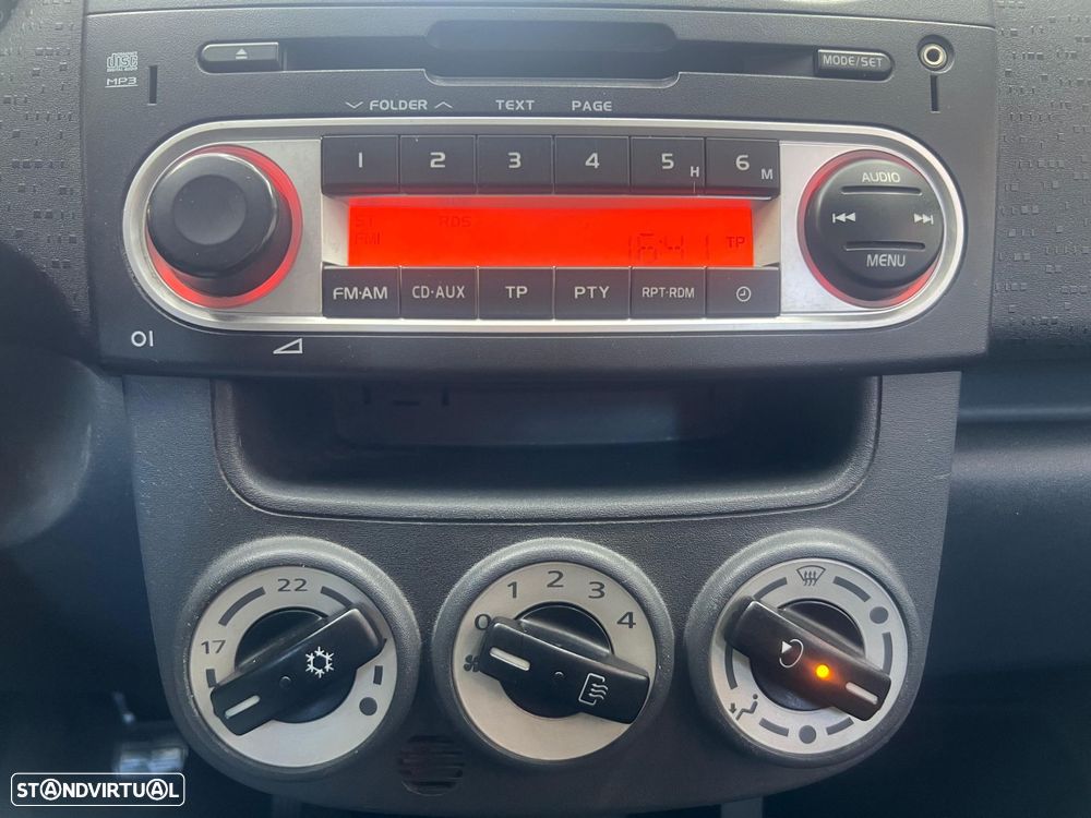 Mitsubishi Colt 1.1 Inform - 28