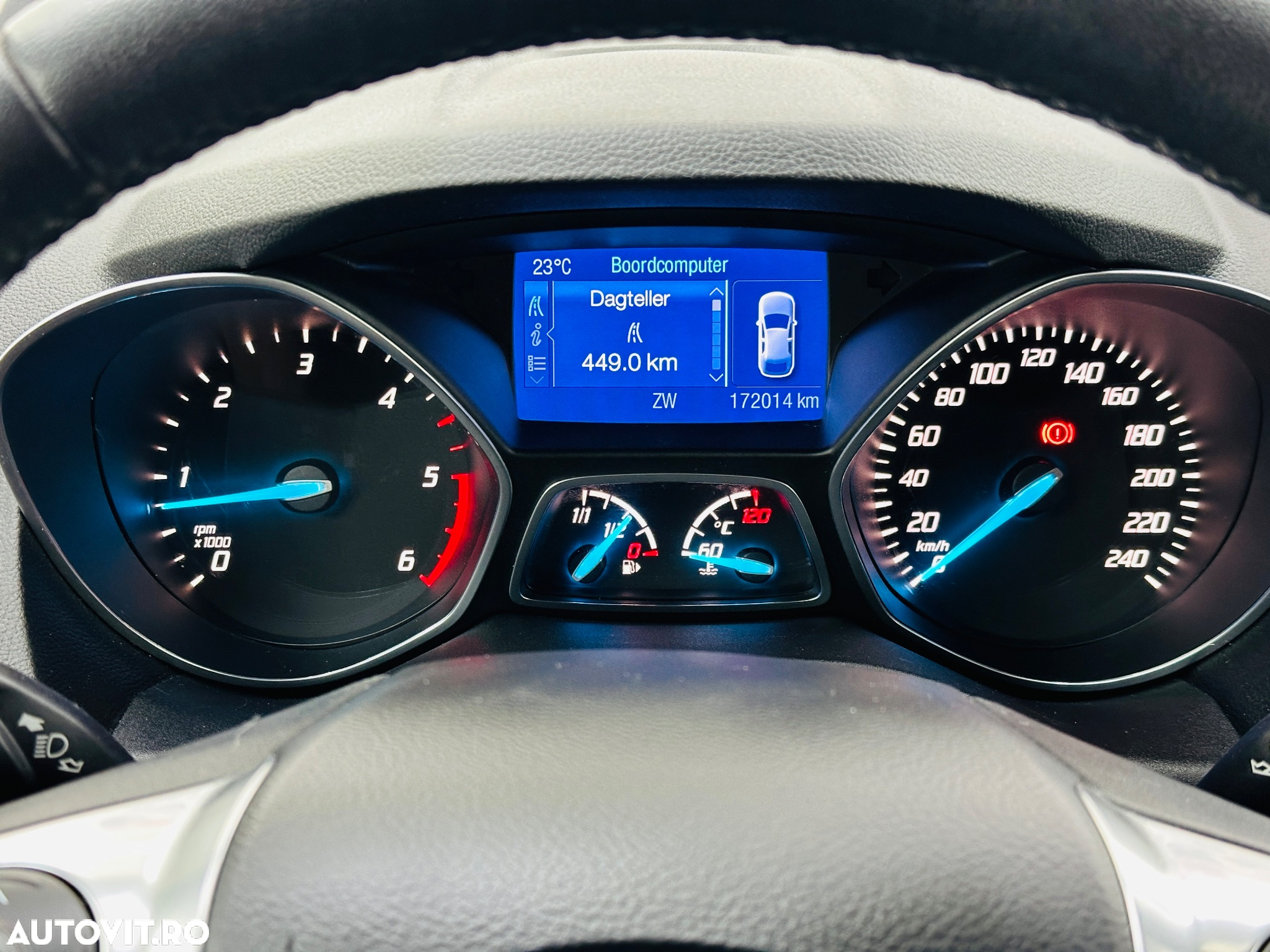 Ford Kuga - 30