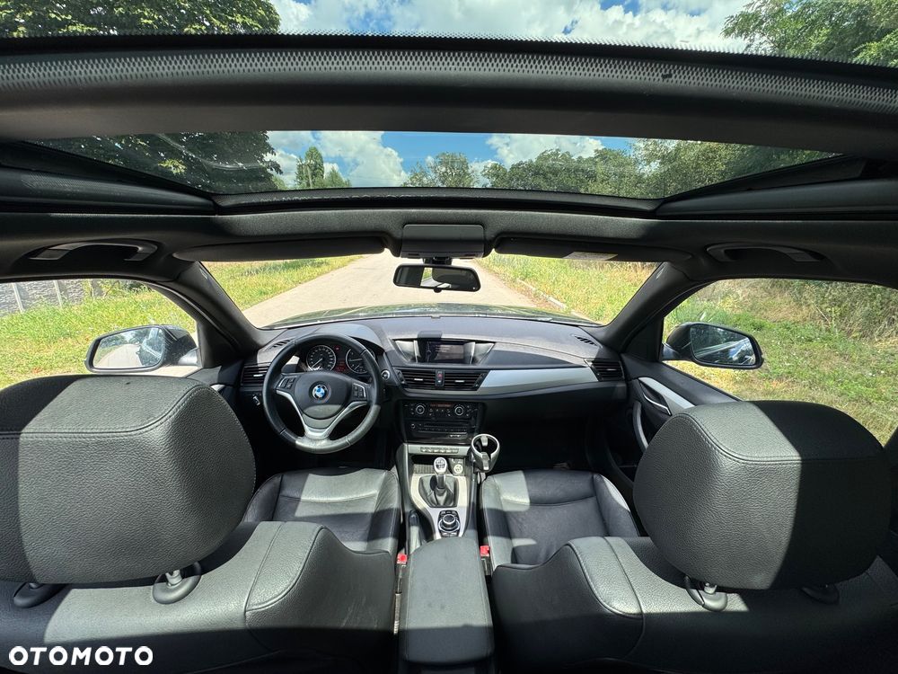 BMW X1 xDrive20i Sport Line - 8