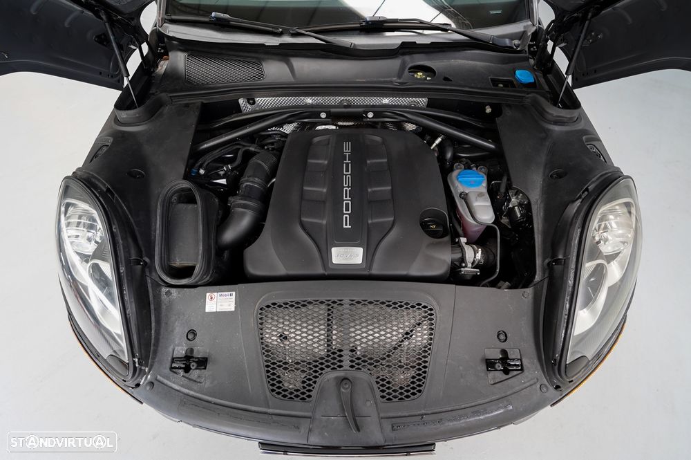 Porsche Macan S - 29