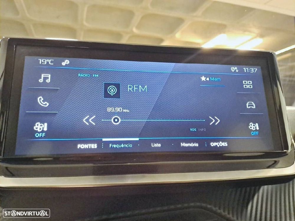 Peugeot 208 1.2 PureTech Style - 18