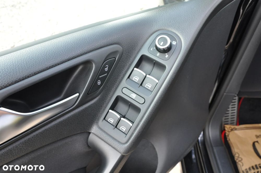 Volkswagen Golf 2.0 GTI - 13