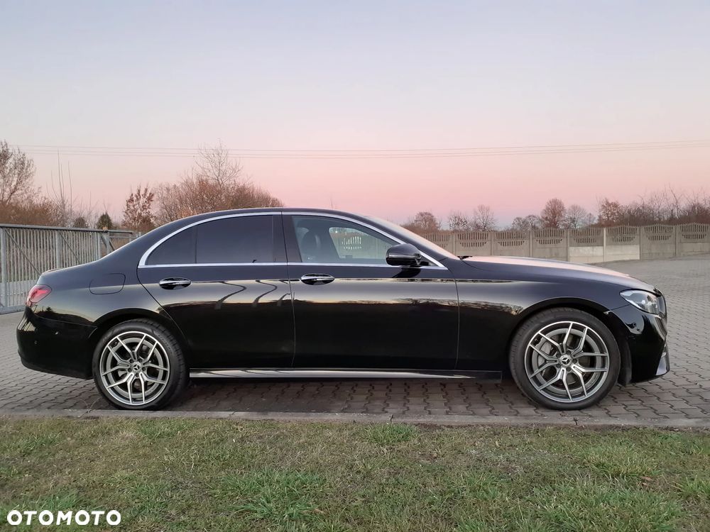 Mercedes-Benz Klasa E 220 d 4-Matic AMG - 11