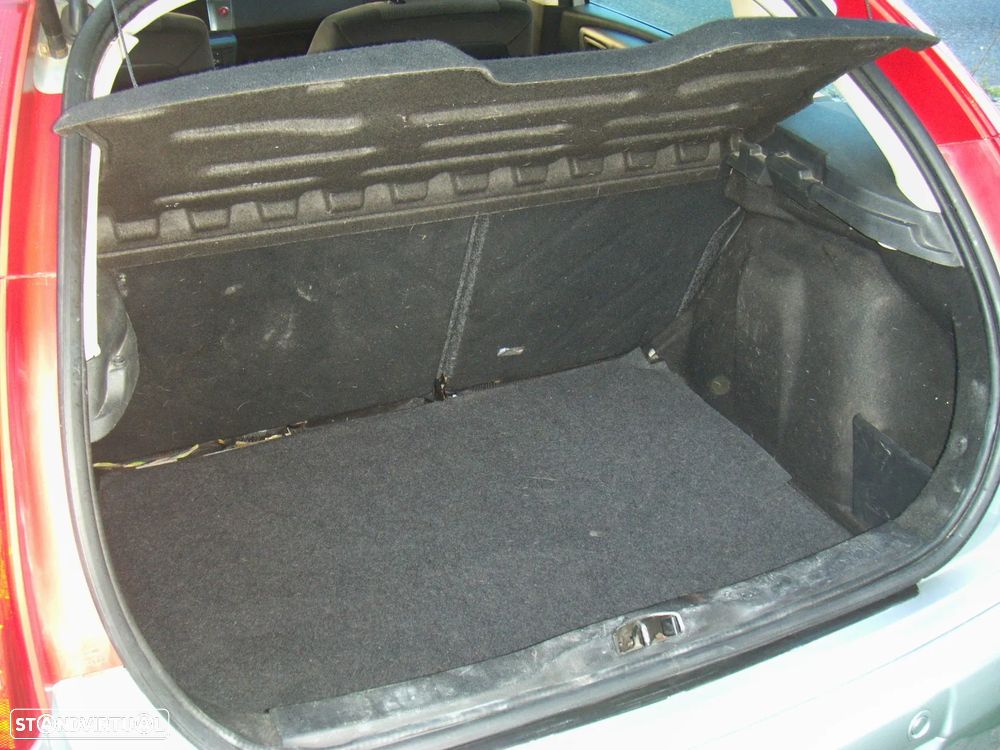 Citroën C4 1.6 HDi Seduction - 37