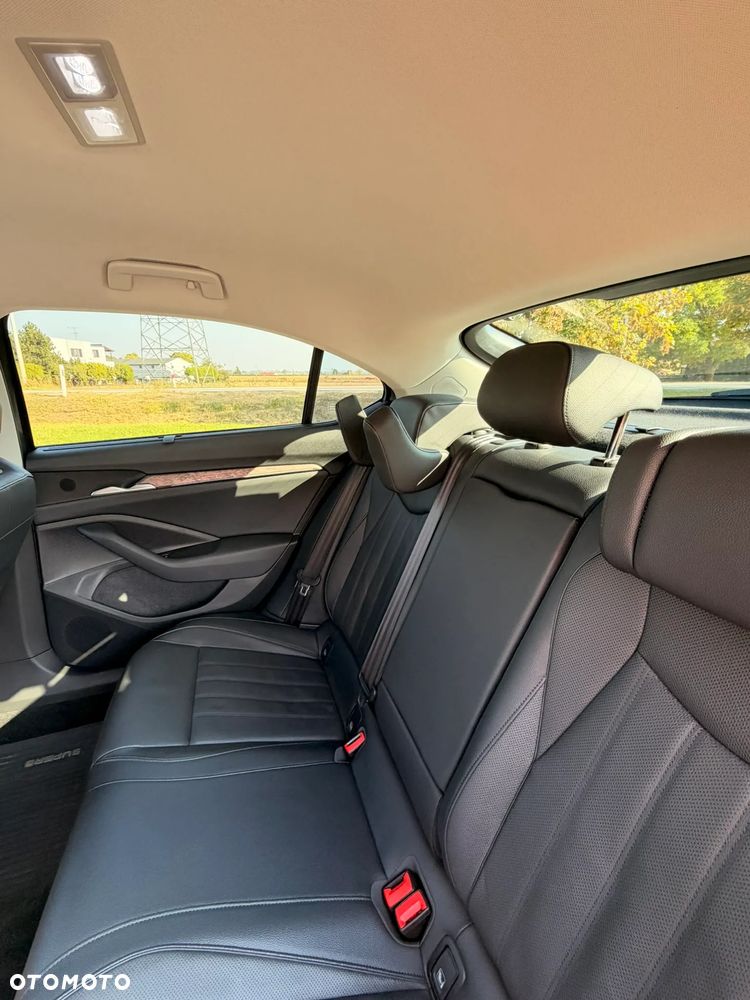 Skoda Superb 2.0 TSI 4x4 L&K DSG - 12