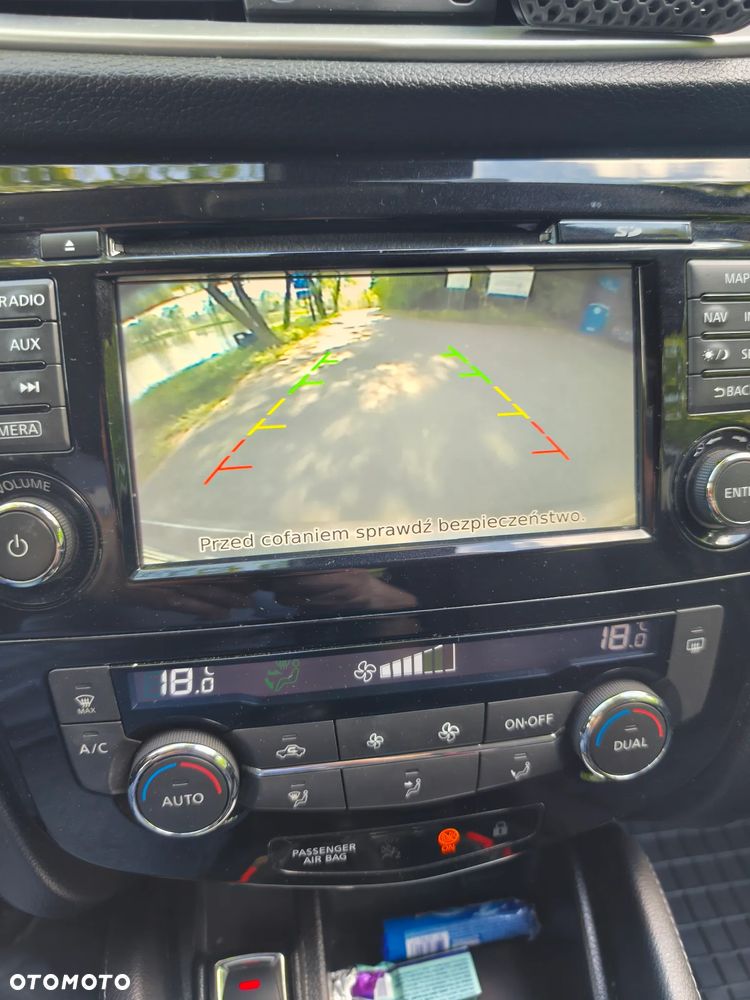Nissan Qashqai 1.2 DIG-T N-Connecta EU6 - 8