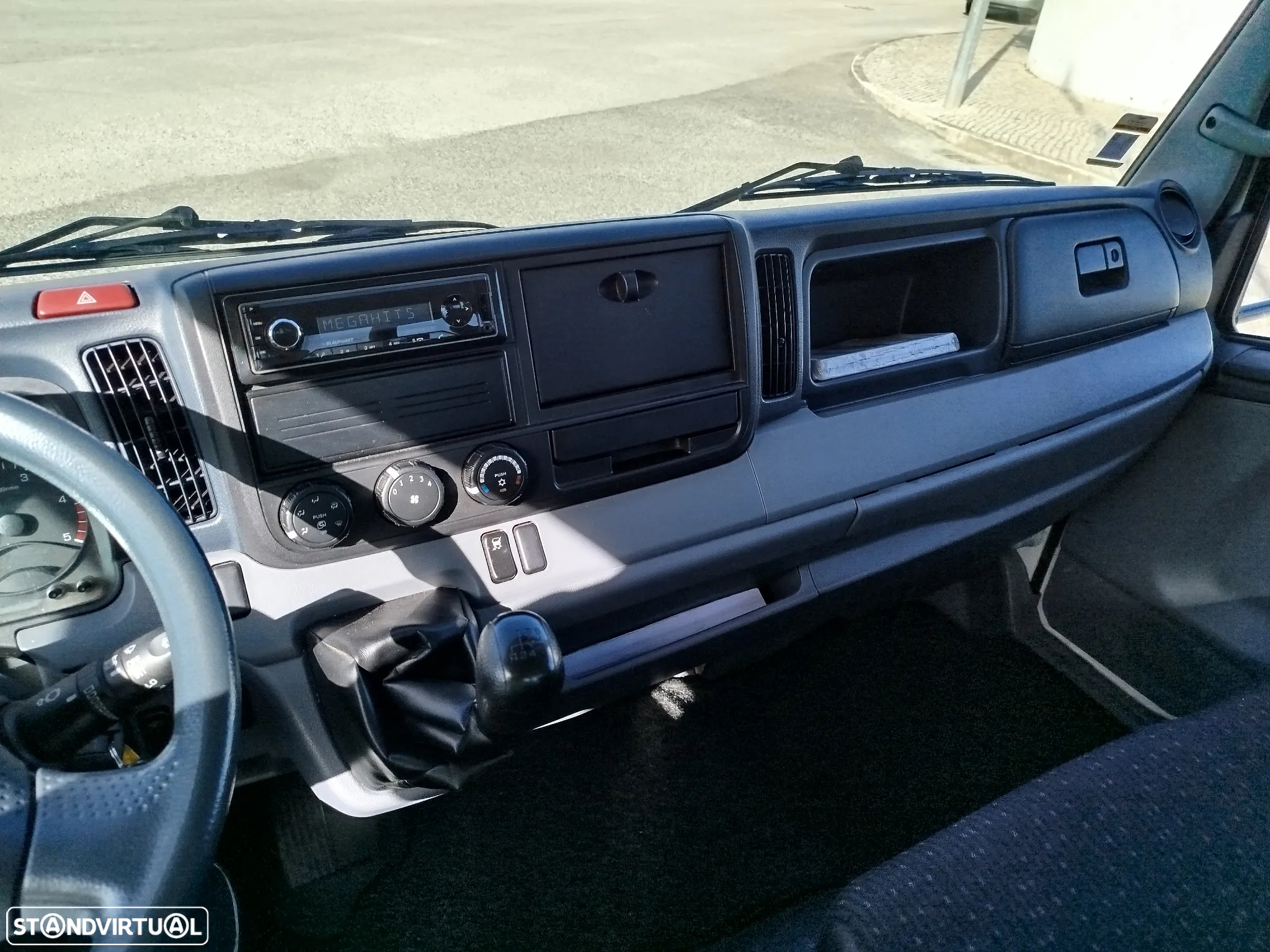 Mitsubishi Canter Fuso - 8