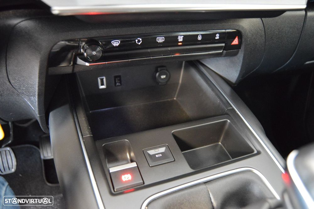 Citroën C5 Aircross 1.2 PureTech Live Pack - 23
