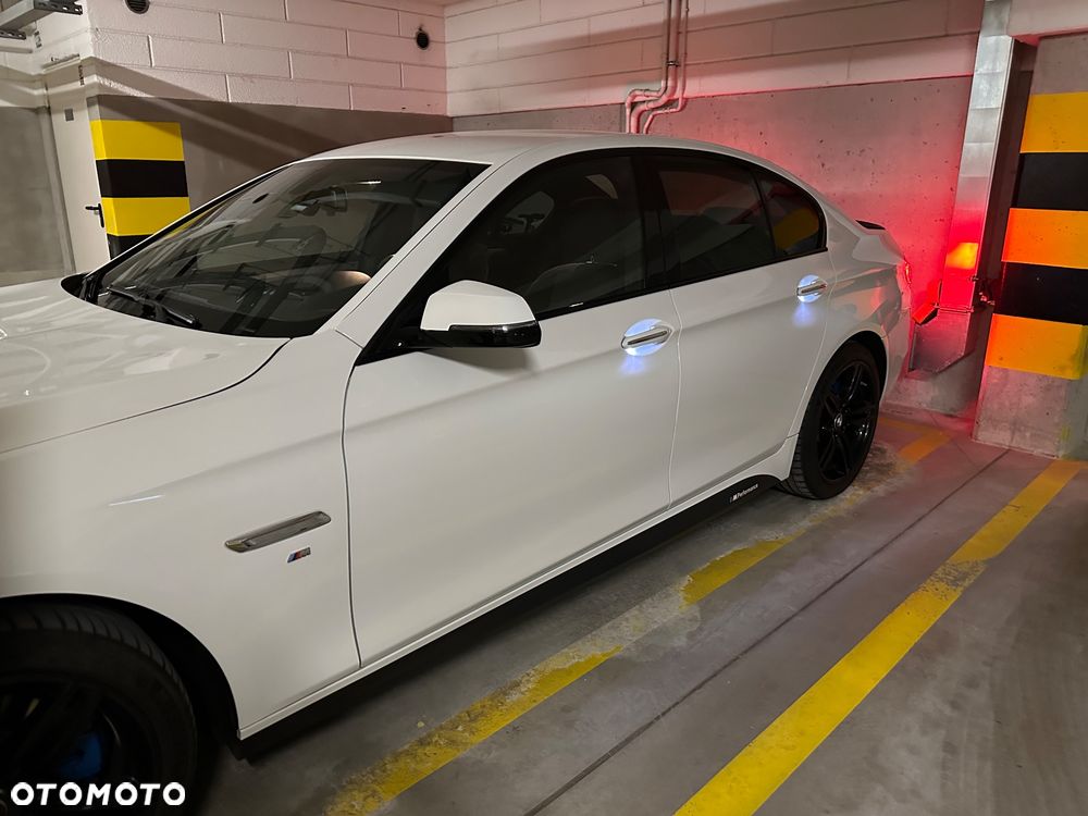 BMW Seria 5 520d xDrive - 20