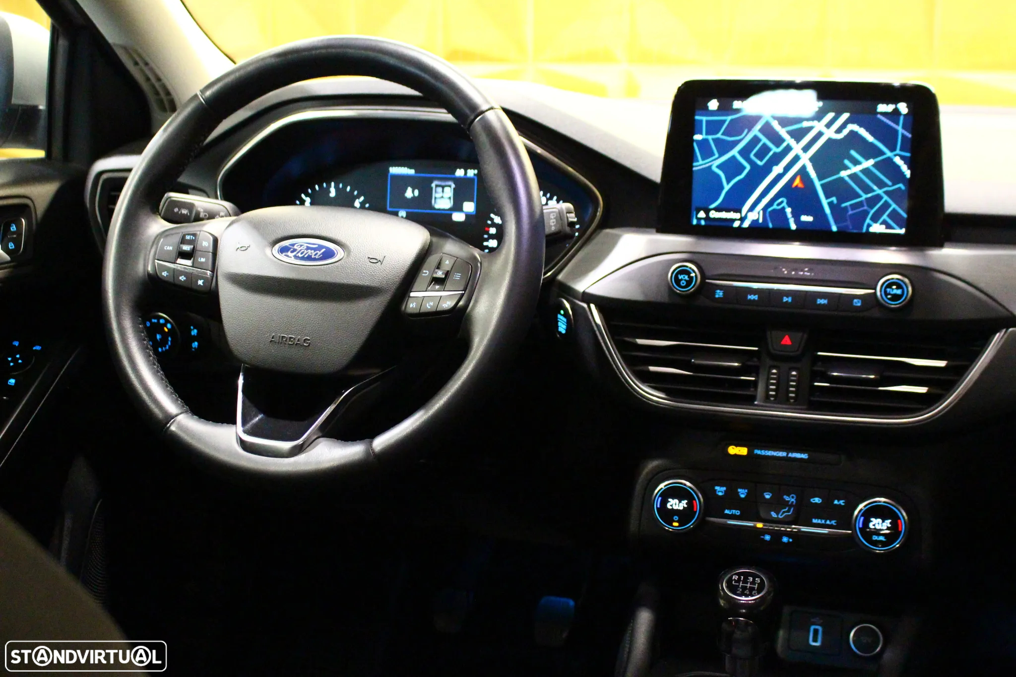 Ford Focus SW 1.5 TDCi EcoBlue Titanium - 24