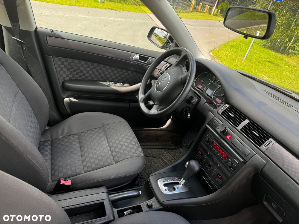 Audi A6 Limousine - 4