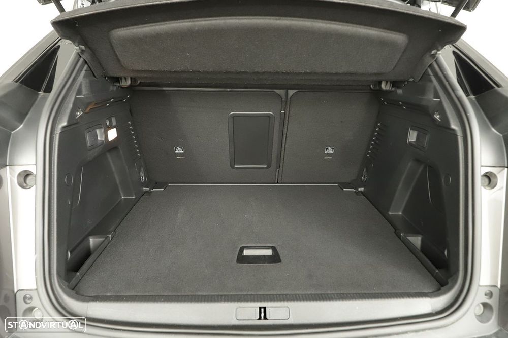 Peugeot 3008 1.2 PureTech GT EAT8 - 24