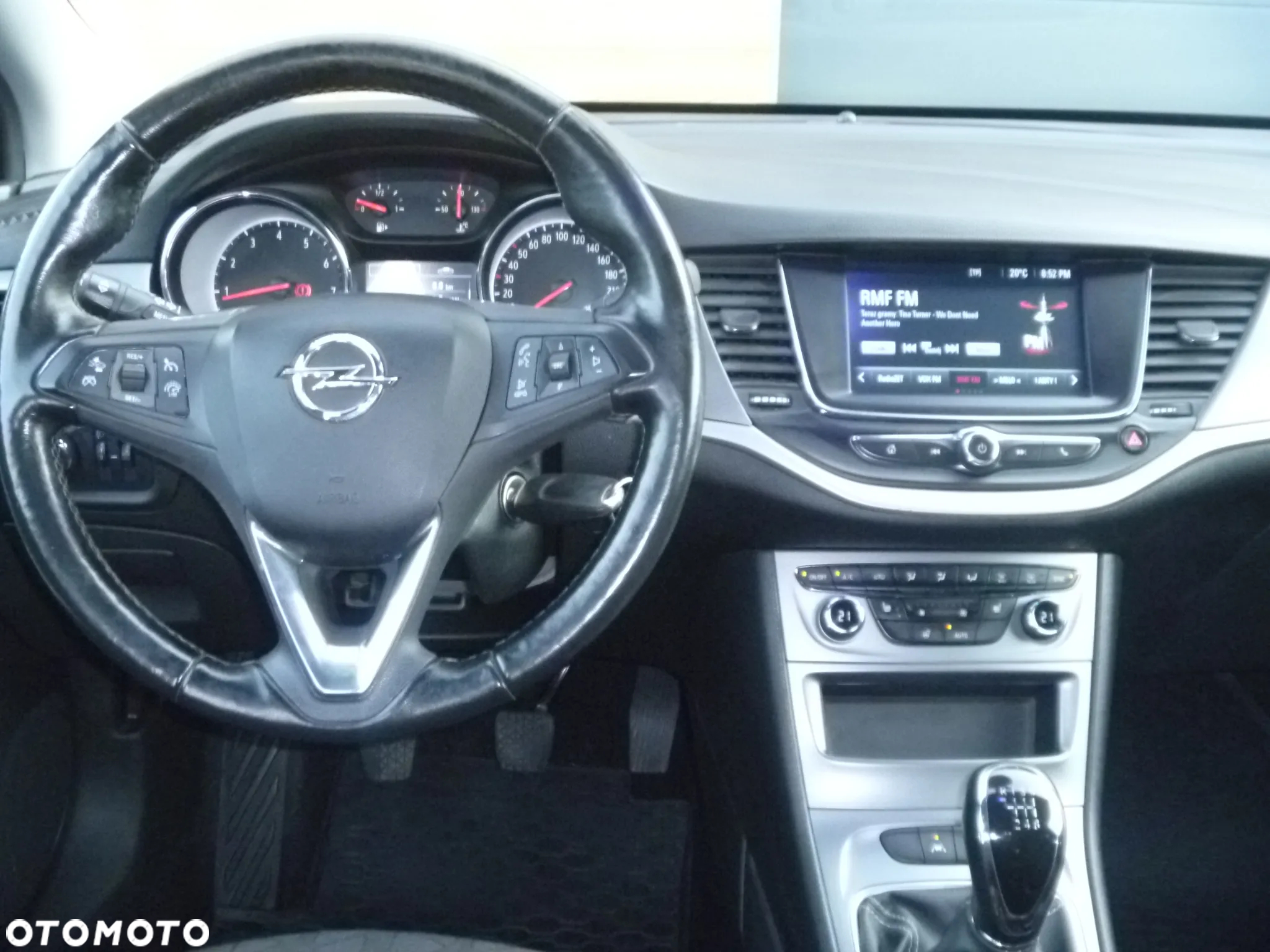 Opel Astra - 16