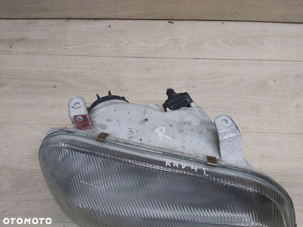 Toyota RAV4 I XA10 lampa lewy przód KLOSZ - 4