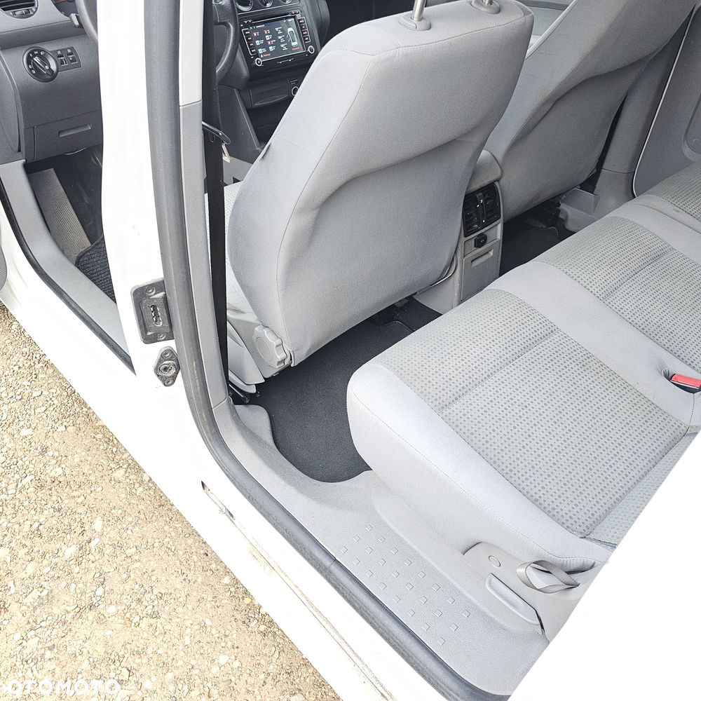Volkswagen Caddy - 12