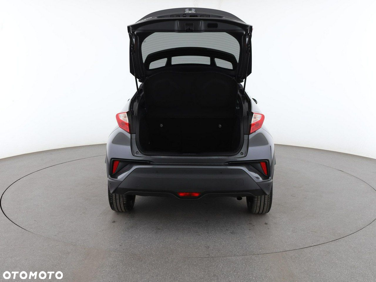 Toyota C-HR 1.2 Turbo Team Deutschland - 19