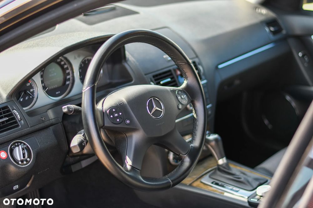 Mercedes-Benz Klasa C - 24