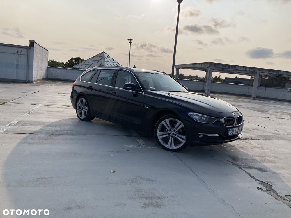 BMW Seria 3 318d xDrive Luxury Line - 1