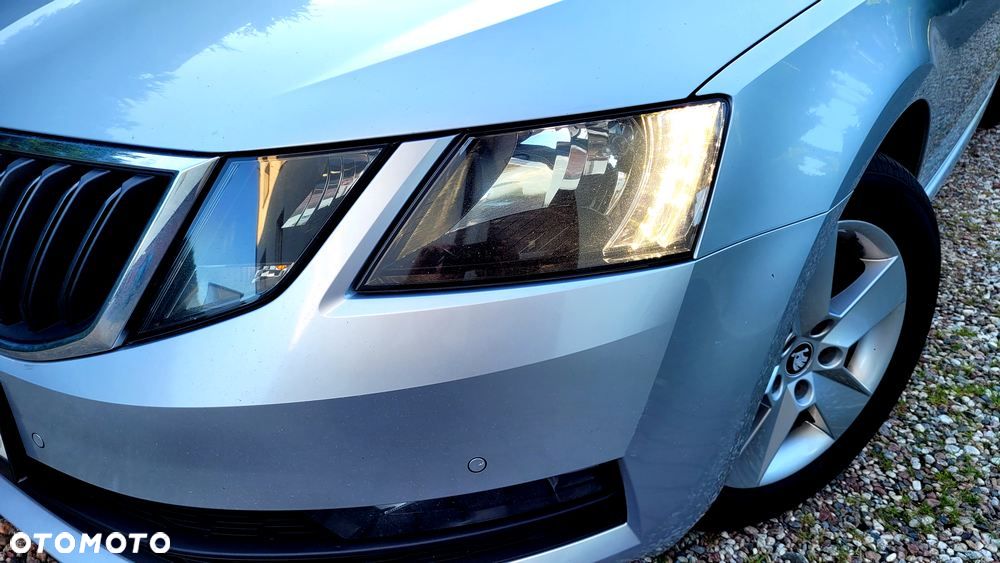Skoda Octavia 1.5 TSI ACT Style - 28