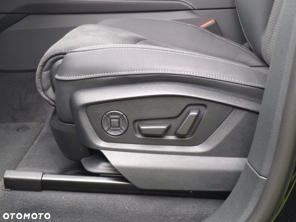 Audi Q8 - 30